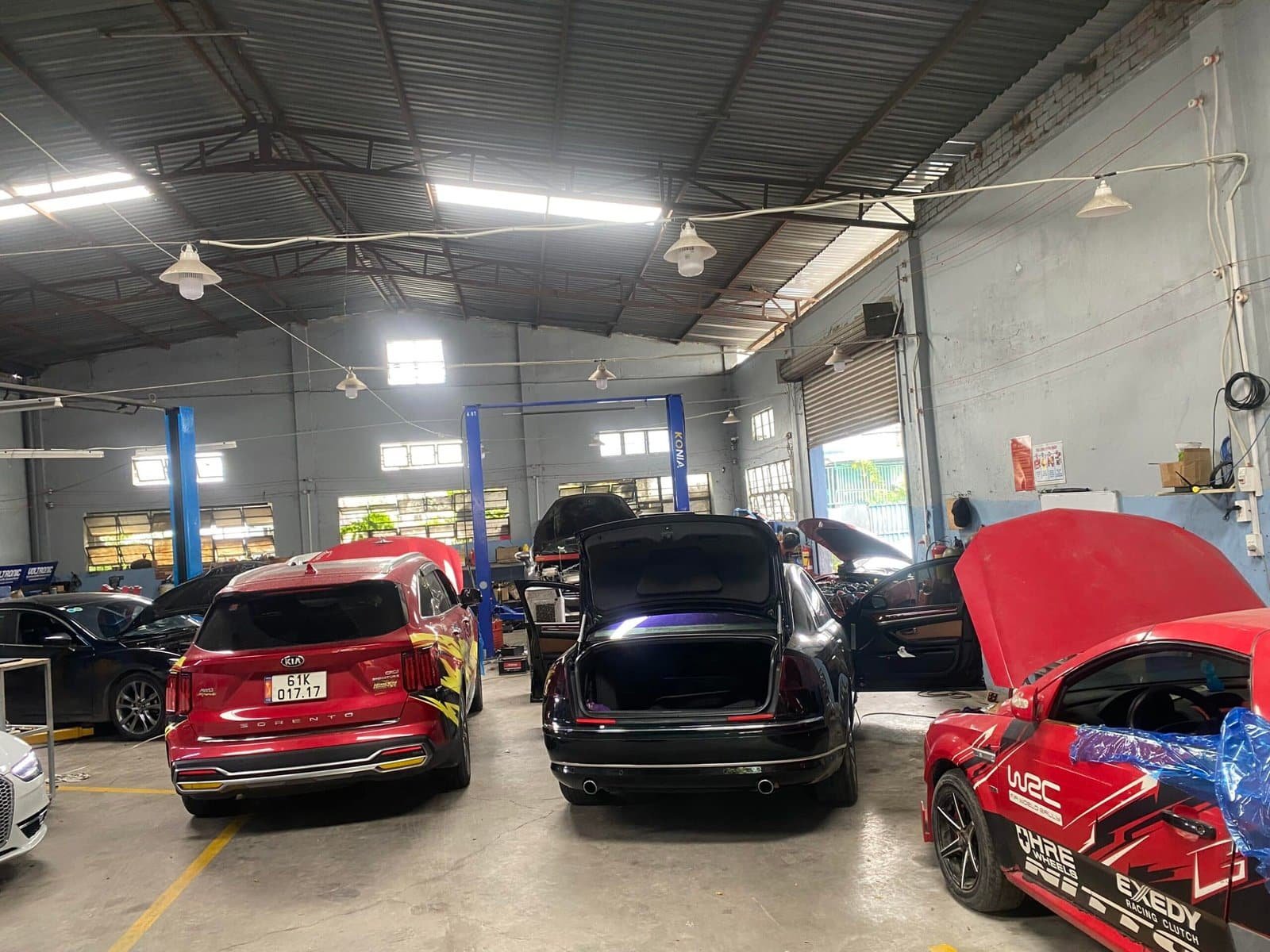 Garage Chuyên Sửa chữa hộp động cơ ECU Xe GMC - VES VIETNAM ECU SERVICE uy tín với đội ngũ kỹ thuật viên chuyên sửa chữa ECU - ECM - TCM - BCM - ABS - SRS - BODY - TMSP - ĐỒNG HỒ ..VV...