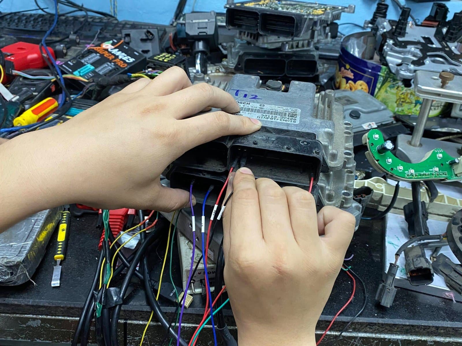 SỬA CHỮA HỘP ECU ECM PCM ĐIỀU KHIỂN ĐỘNG CƠ XE CHEVROLET