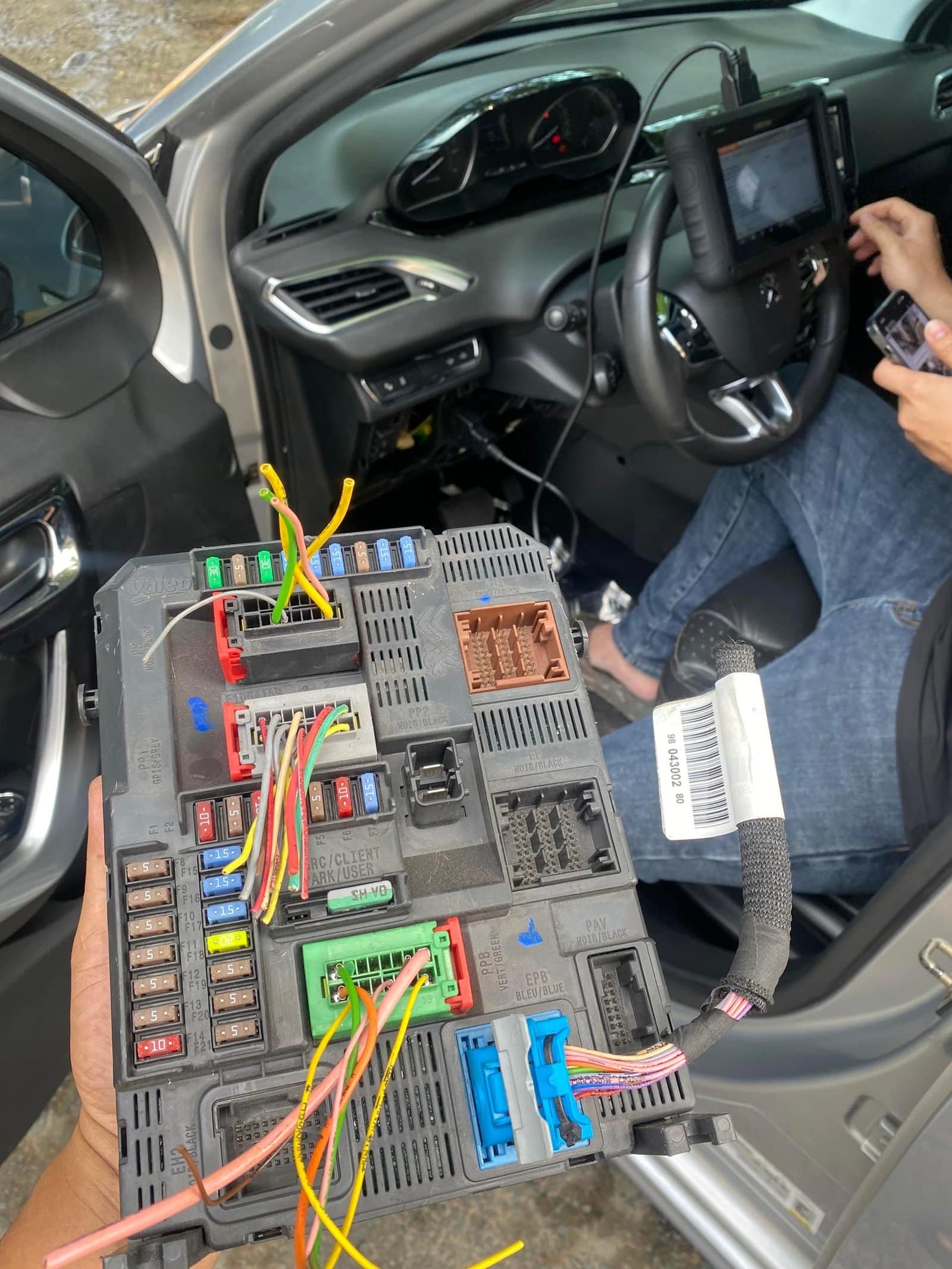 VES WORKSHOP CHUYÊN SỬA CHỮA HỘP BCM BODY CONTROL MODULE