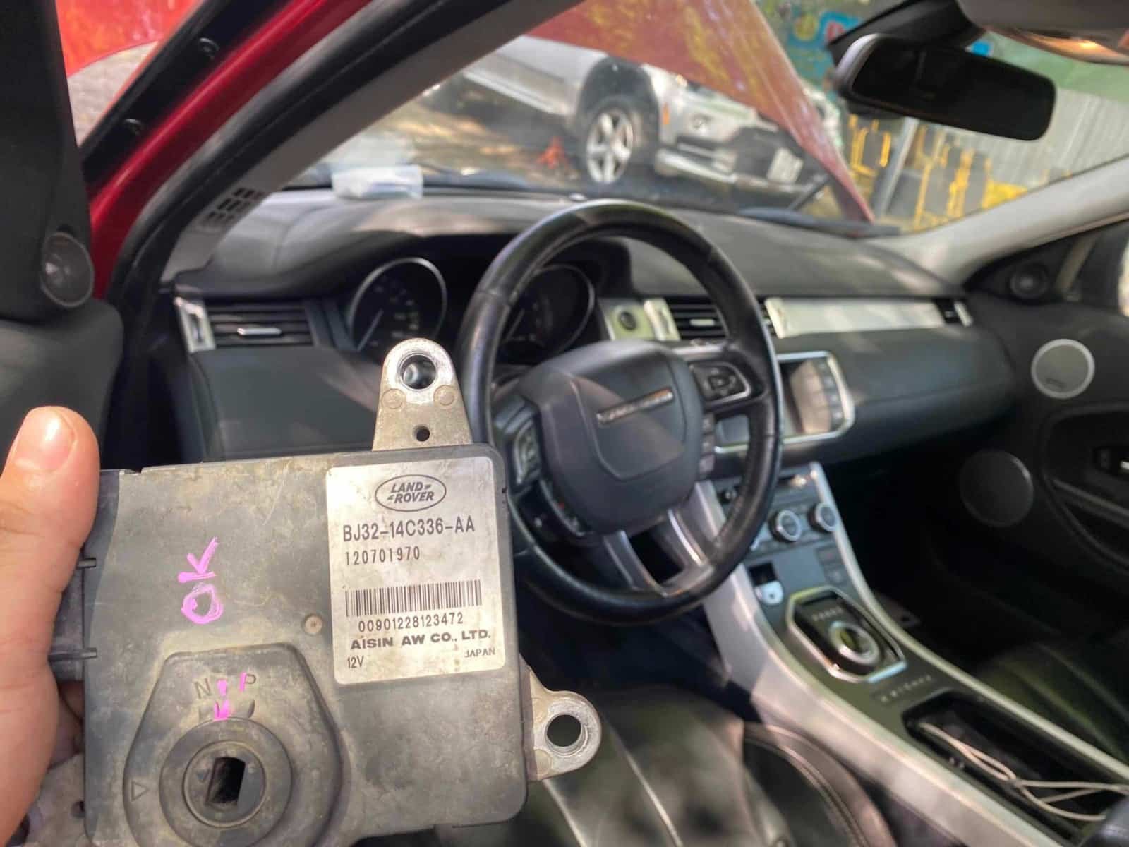 SỬA CHỮA PHANH ABS CỦA XE LAND ROVER