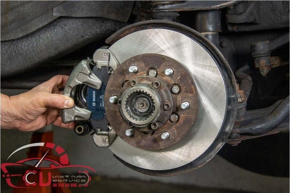 ƯU, NHƯỢC ĐIỂM, CẤU TẠO & NGUYÊN LÝ HOẠT ĐỘNG CỦA PHANH ĐĨA Ô TÔ