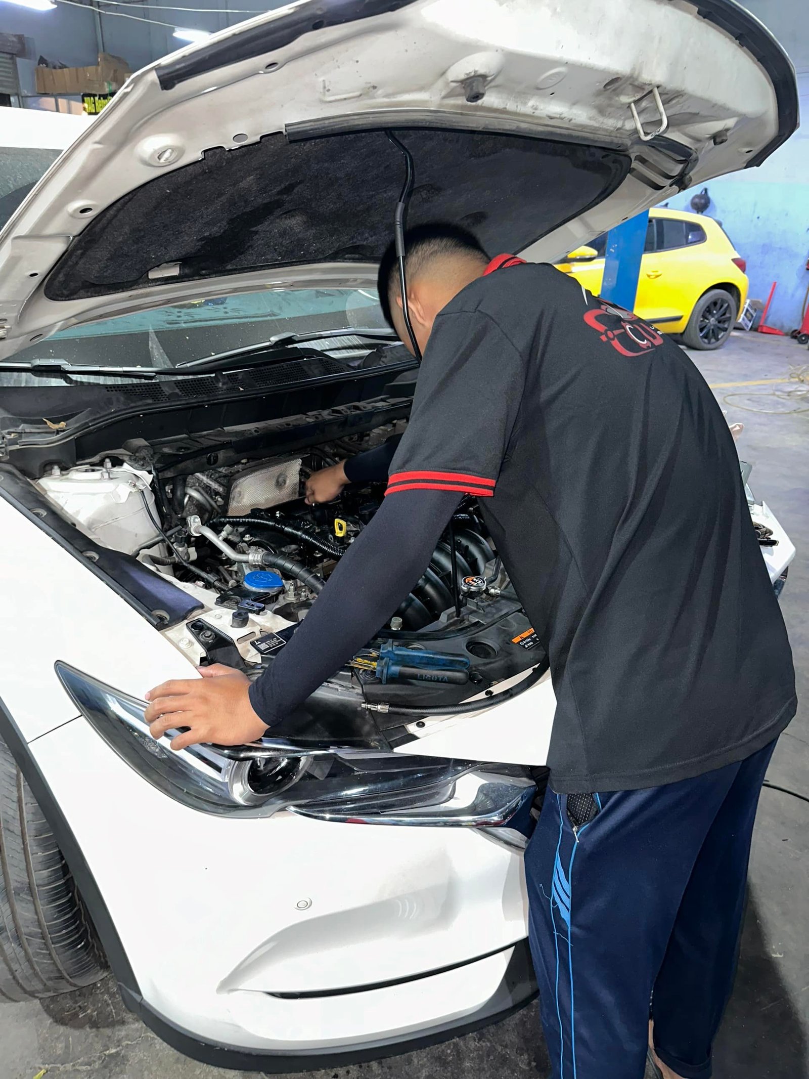 SỬA CHỮA HỆ THỐNG ĐIỀU HÒA XE MAZDA