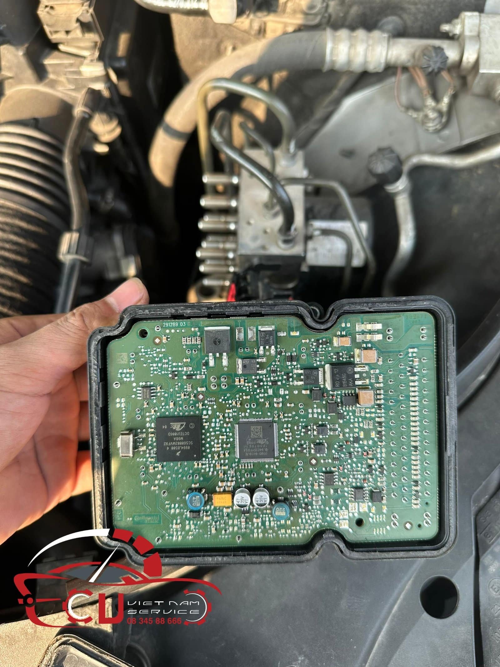 VES VIETNAM ECU SERVICE-SỬA CHỮA HỆ THỐNG PHANH ABS CỦA XE MERCEDES-BENZ CLASS