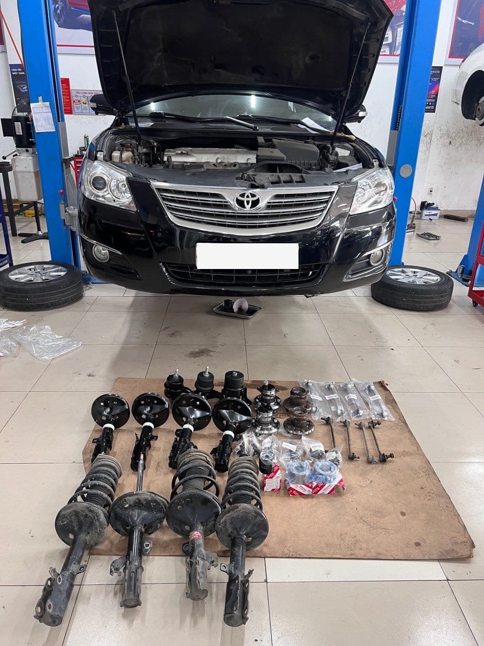 GARAGE CHUYÊN SỬA XE TOYOTA UY TÍN TPHCM