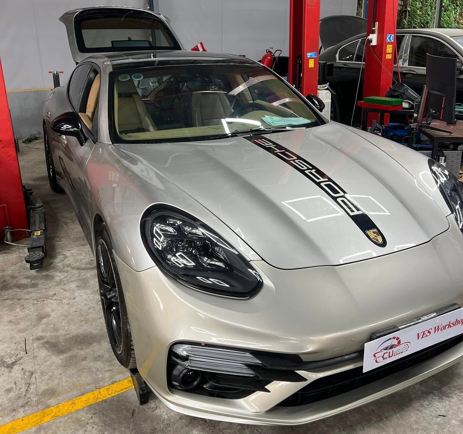 SỬA LỖI HỘP SỐ PORSCHE PANAMERA TẠI VES WORKSHOP