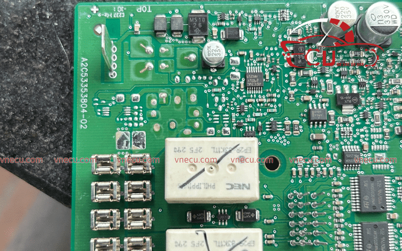 Dịch vụ sửa hộp điều khiển động cơ Isuzu tại VES Workshop