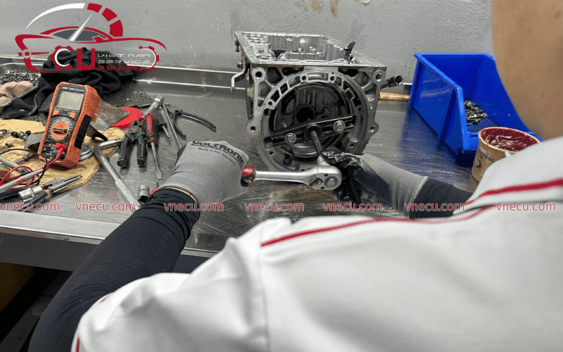 DỊCH VỤ ĐẠI TU HỘP SỐ ISUZU CHUYÊN NGHIỆP TẠI TPHCM - VES WORKSHOP