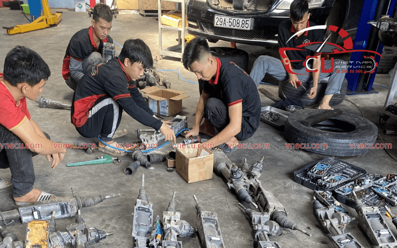 Sửa chữa thước lái điện xe Kia uy tín tại VES Workshop