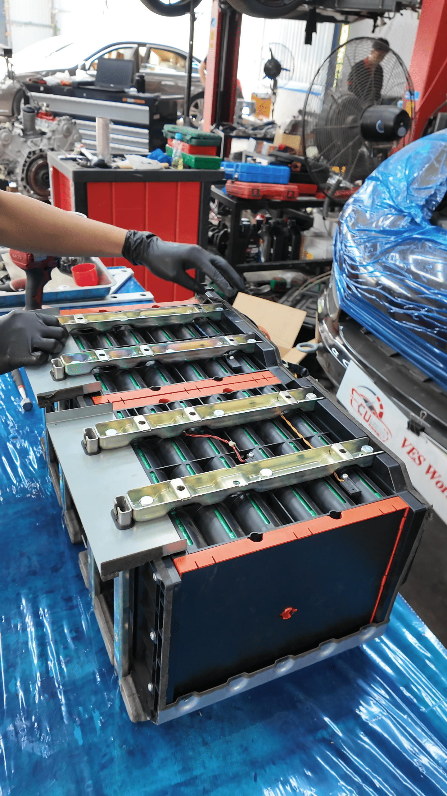 SỬA CHỮA BỘ CHUYỂN ĐỔI PORSCHE CAYENNE S HYBRID