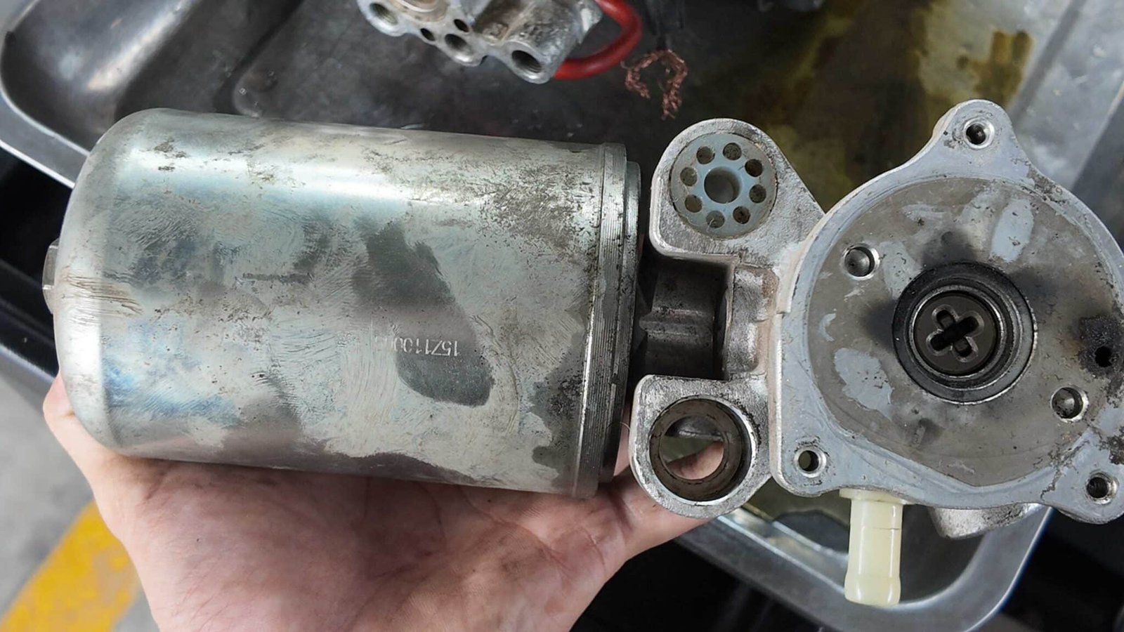 Các Bộ Phận Chính Của Hệ Thống ABS Lexus: Cảm Biến, ECU, Bơm Thủy Lực Các Bộ Phận Chính Của Hệ Thống ABS Lexus: Cảm Biến, ECU, Bơm Thủy Lực