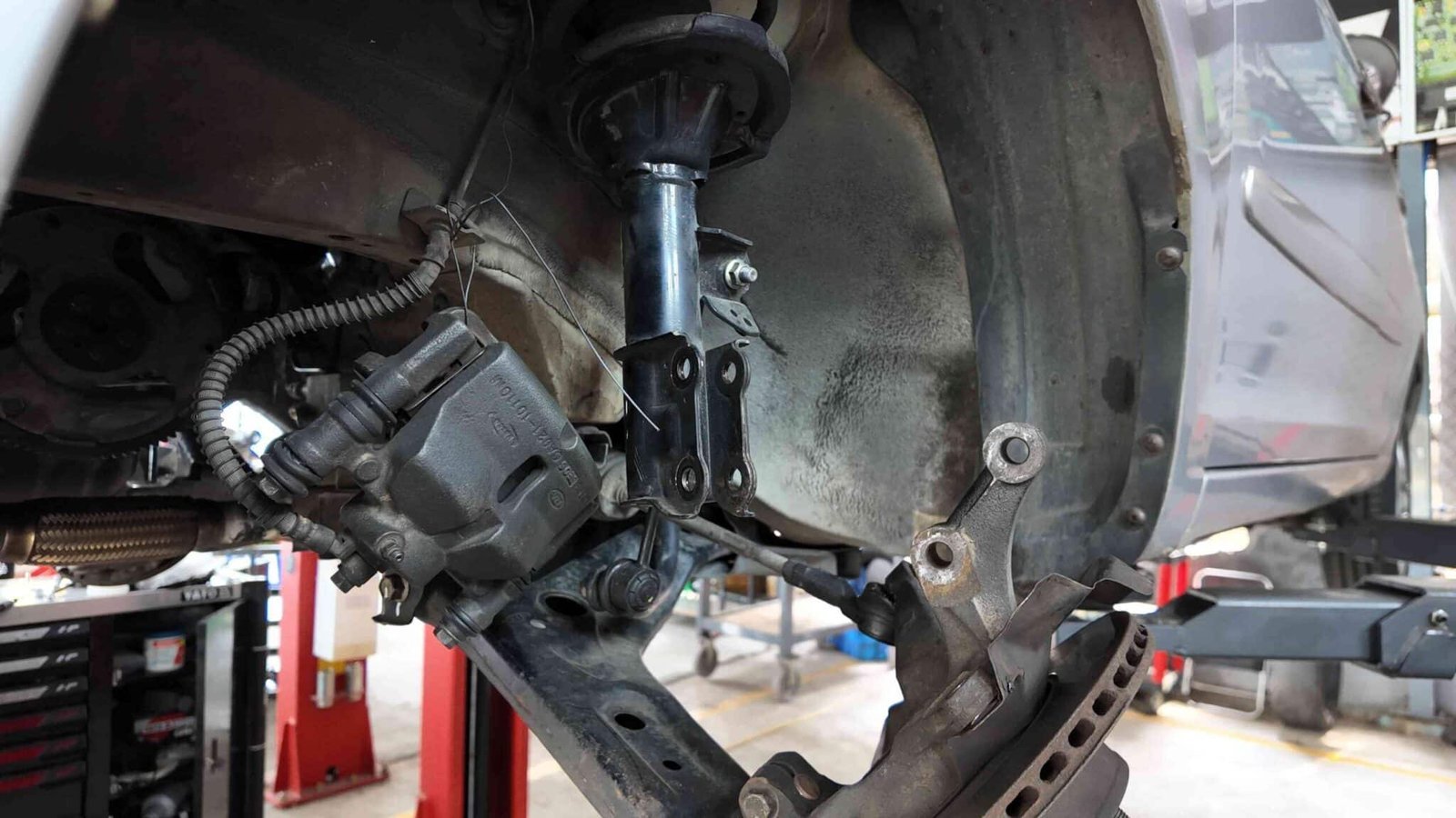 Hư Hỏng Hệ Thống Treo