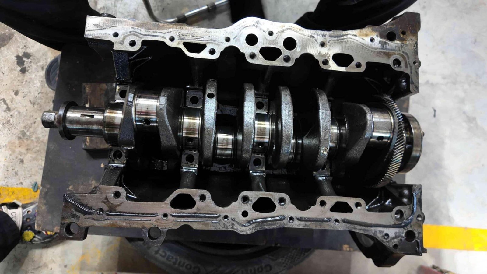 Hậu Quả Của Việc Không Đại Tu Động Cơ Kịp Thời