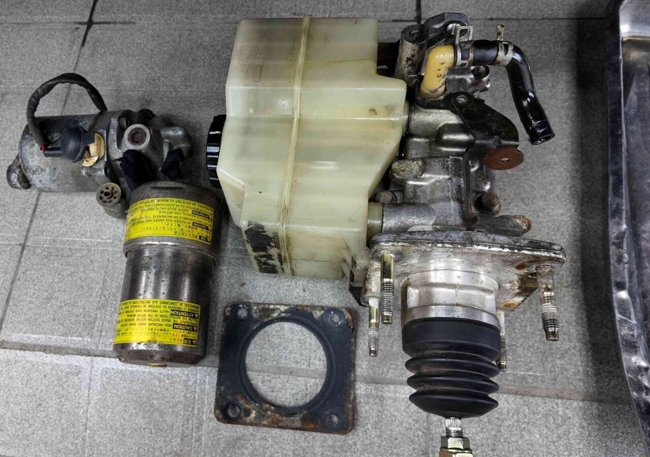 Lỗi do mô-tơ bơm ABS