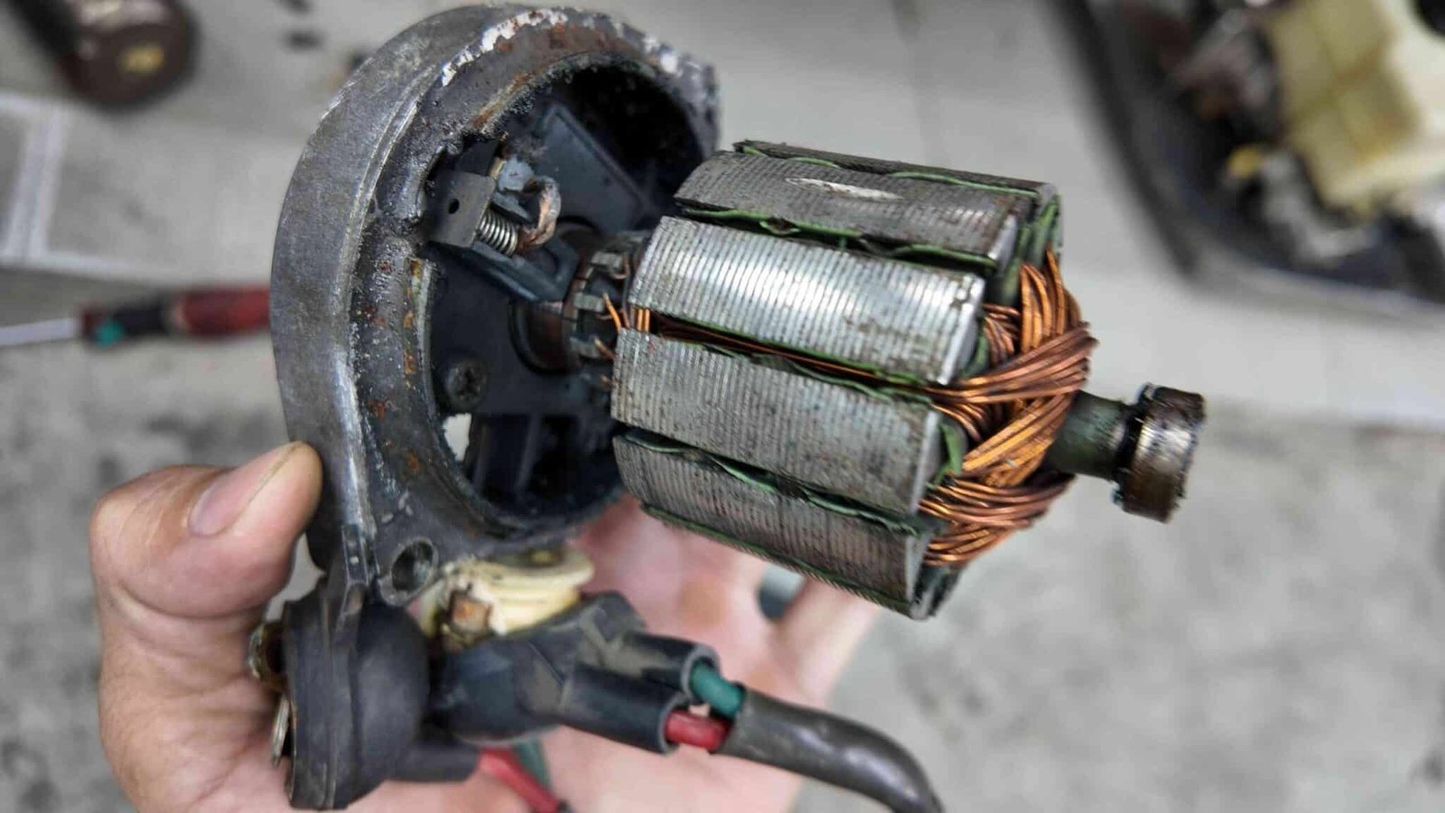 Khó khởi động hoặc không khởi động được