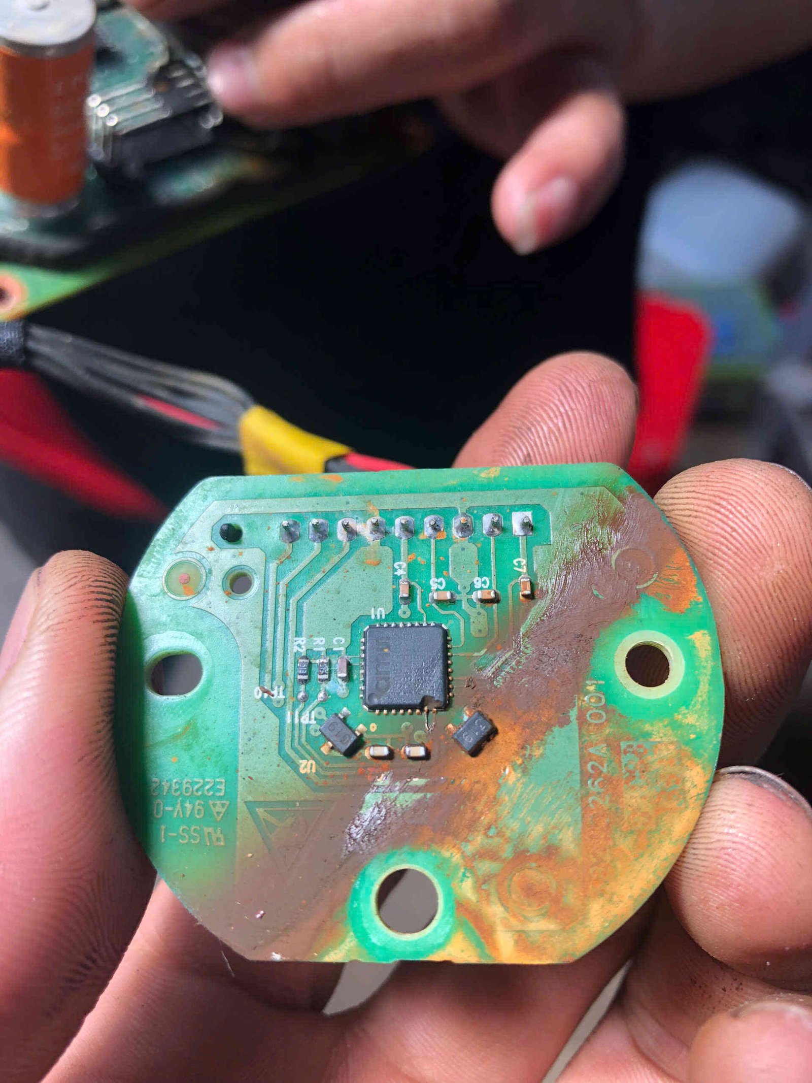 Có Thể Tự Kiểm Tra, Sửa Chữa Thước Lái Điện Tại Nhà Không?