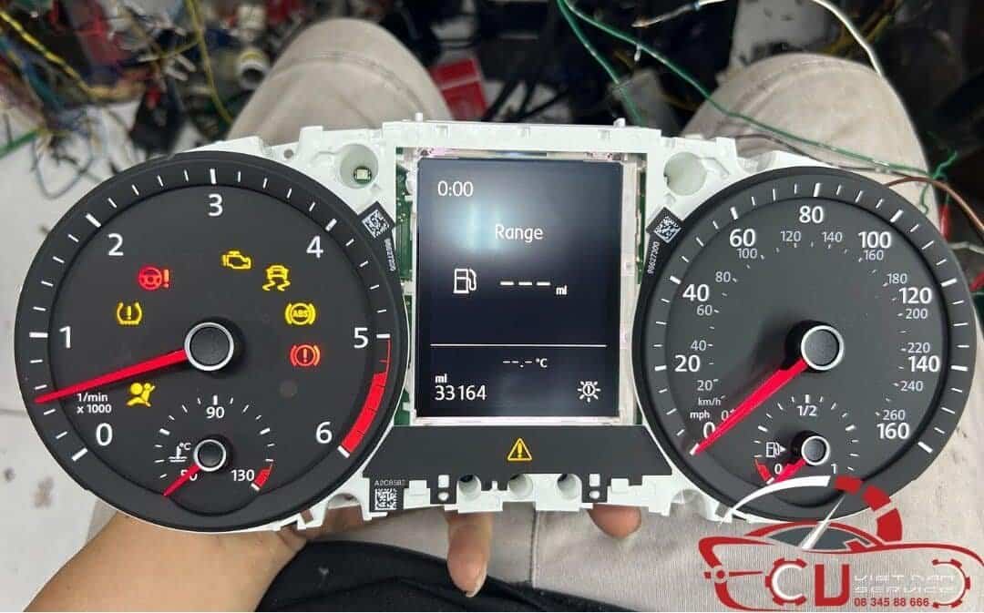 Đèn Báo Lỗi Trên Bảng Đồng Hồ Báo Sáng Đèn Báo Lỗi Trên Bảng Đồng Hồ Báo Sáng